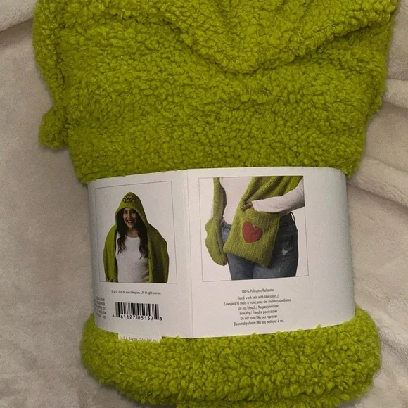 Hallmark Grinch Hooded Scarf with Pockets - Picture 4 of 5